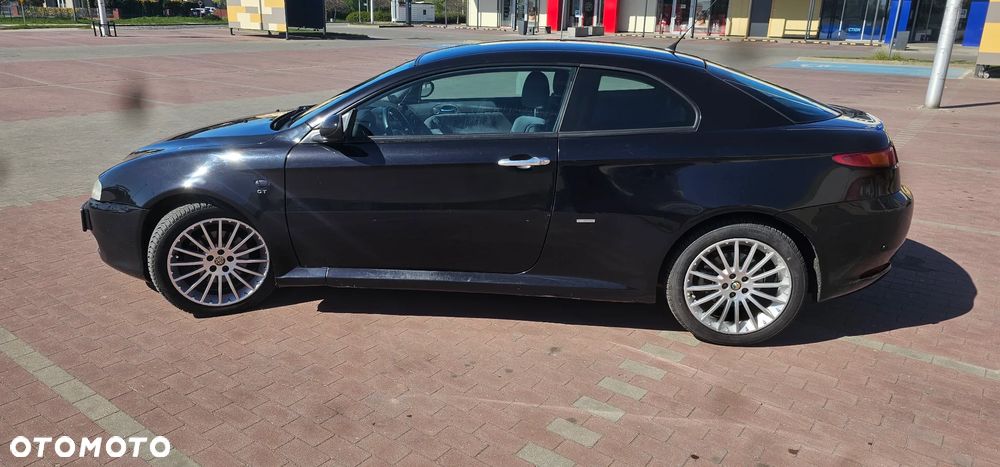 Alfa Romeo GT 1.9JTD 16V Black Line - 12