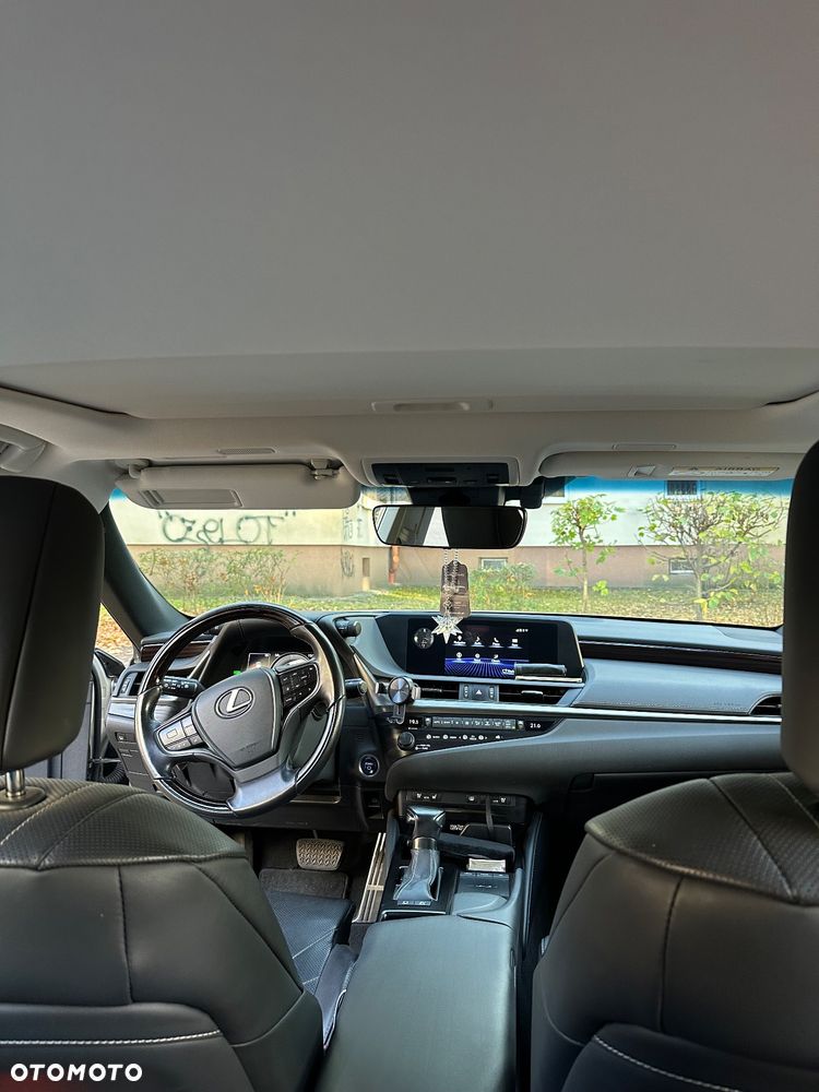 Lexus ES 300h Prestige - 15