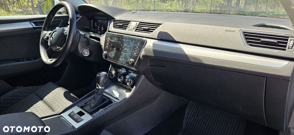 Skoda Superb 2.0 TDI SCR Ambition DSG - 14