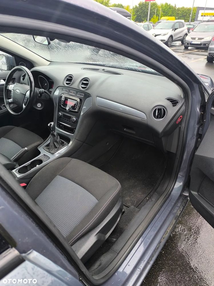 Ford Mondeo 1.6 Silver X - 15