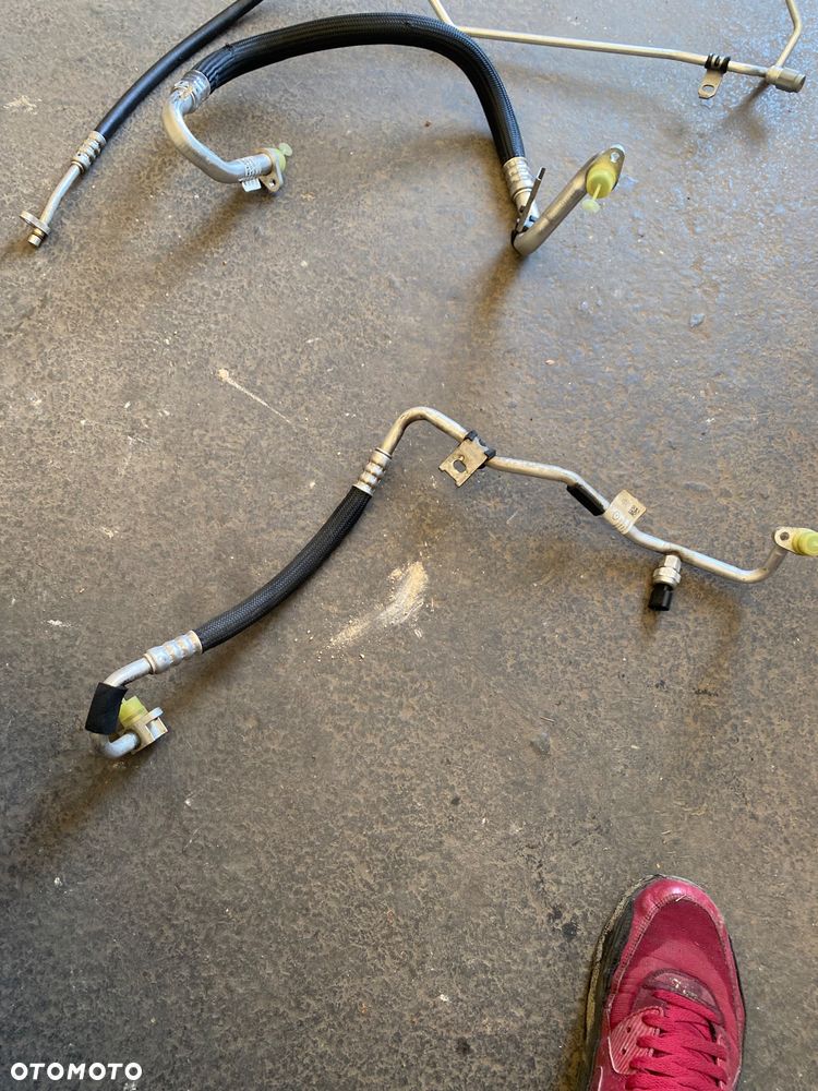 RENAULT TRAFIC 3 III Lift 4 IV OPEL VIVARO NISSAN PRIMASTAR PRZEWÓD KLIMATYZACJI Rurka wąż klimy 924905921R W-wa - 1