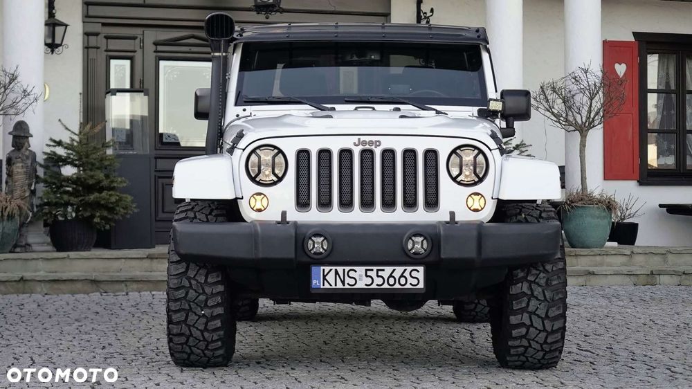 Jeep Wrangler - 9