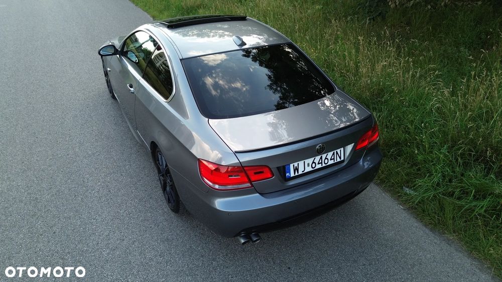 BMW Seria 3 325i - 7