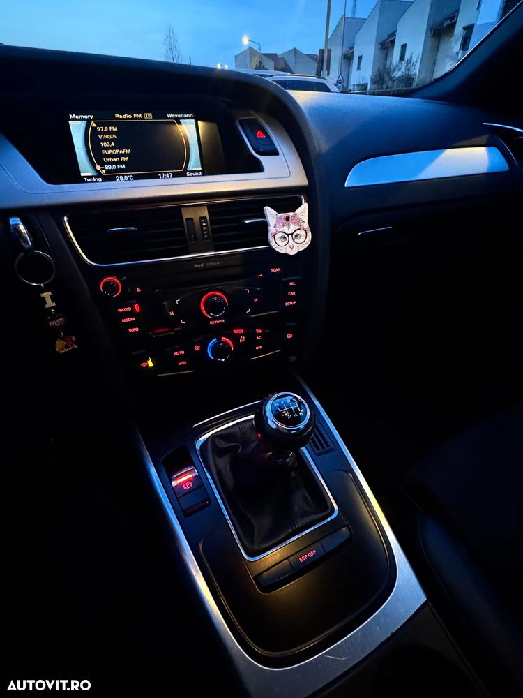 Audi A4 2.0 TDI B8 - 9