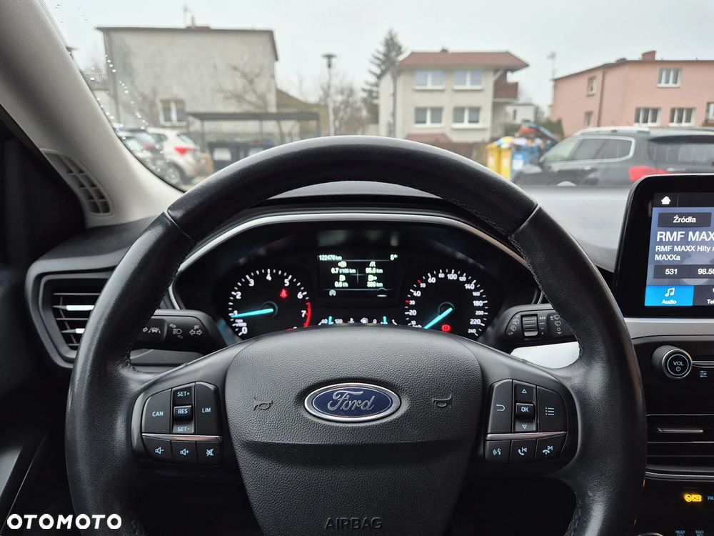 Ford Focus 1.0 EcoBoost Titanium - 14