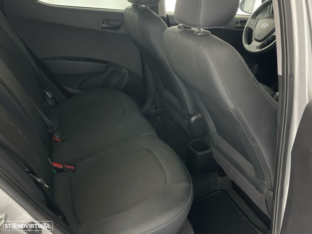 Hyundai i10 1.0 Comfort - 24