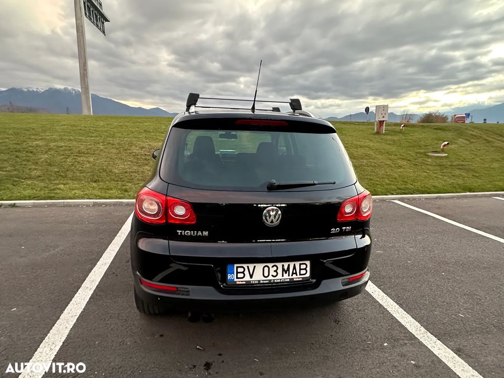 Volkswagen Tiguan - 21