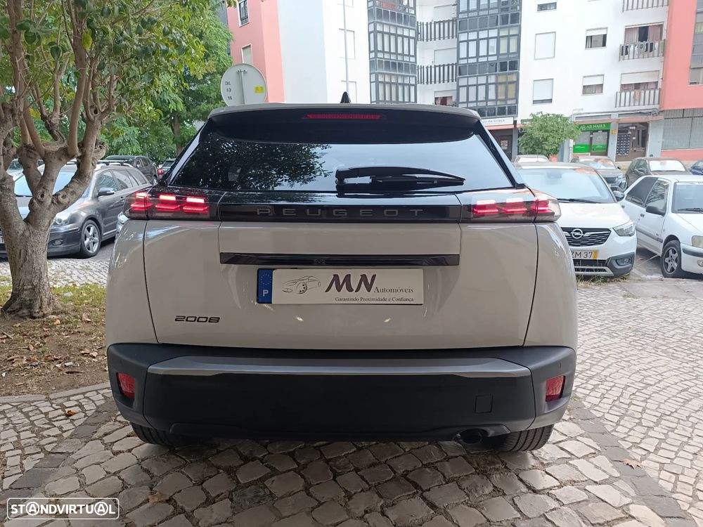 Peugeot 2008 1.2 PureTech Allure Pack - 9