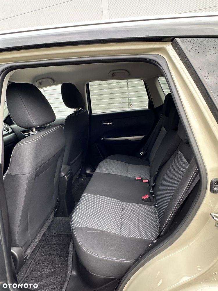 Suzuki Vitara 1.5 DualJet Hybrid Premium Plus 2WD AGS - 10
