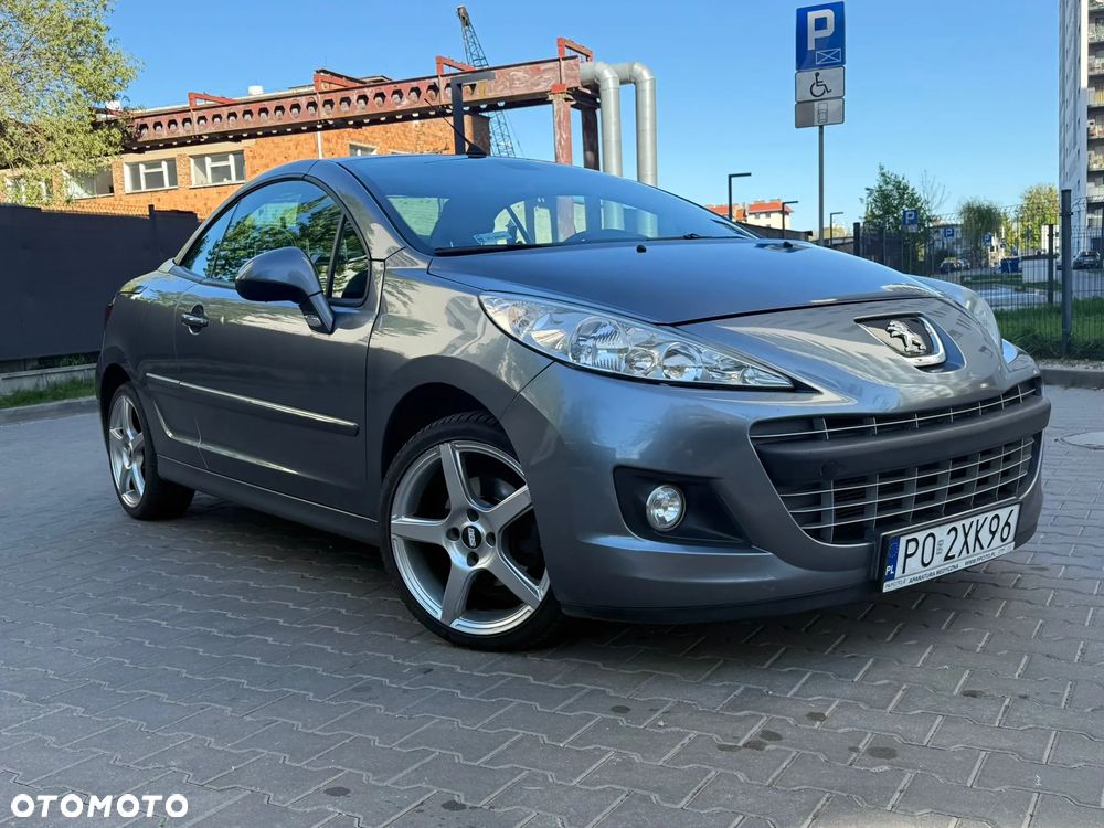 Peugeot 207 CC - 2