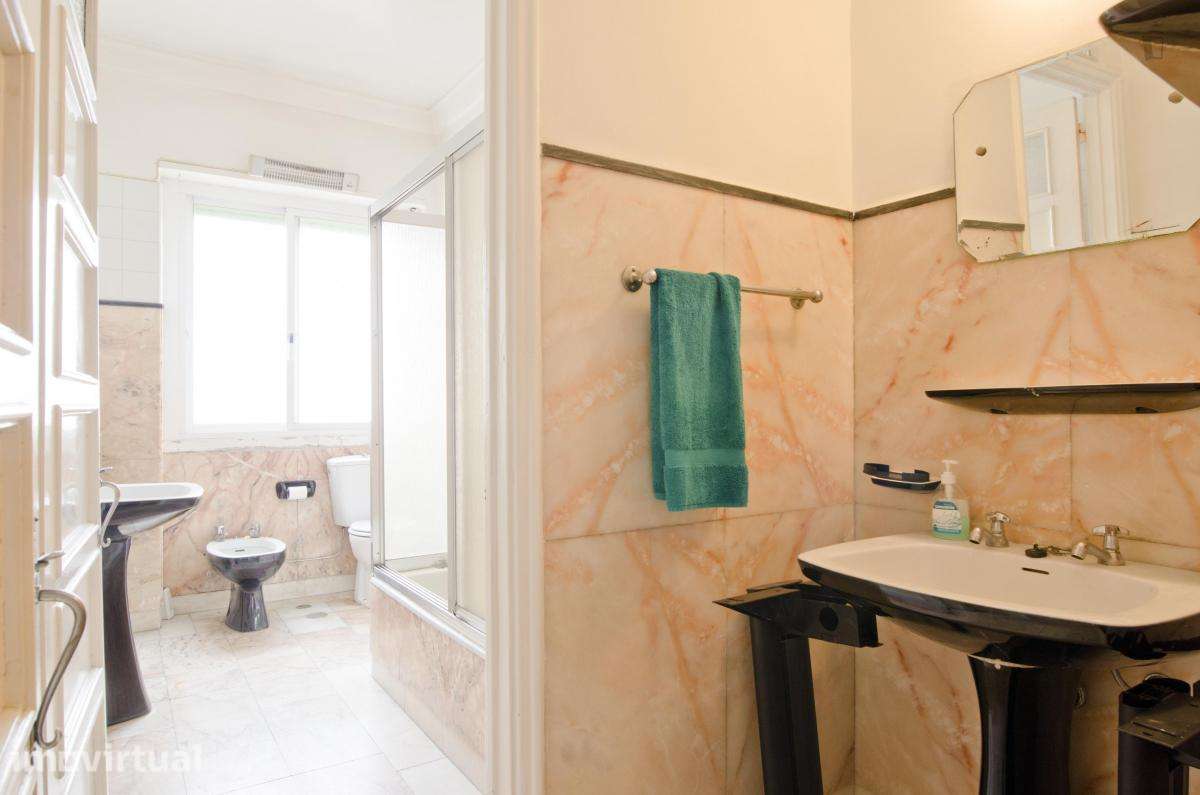 Quarto - localizado em Alameda Lisbon - Grande imagem: 2/18