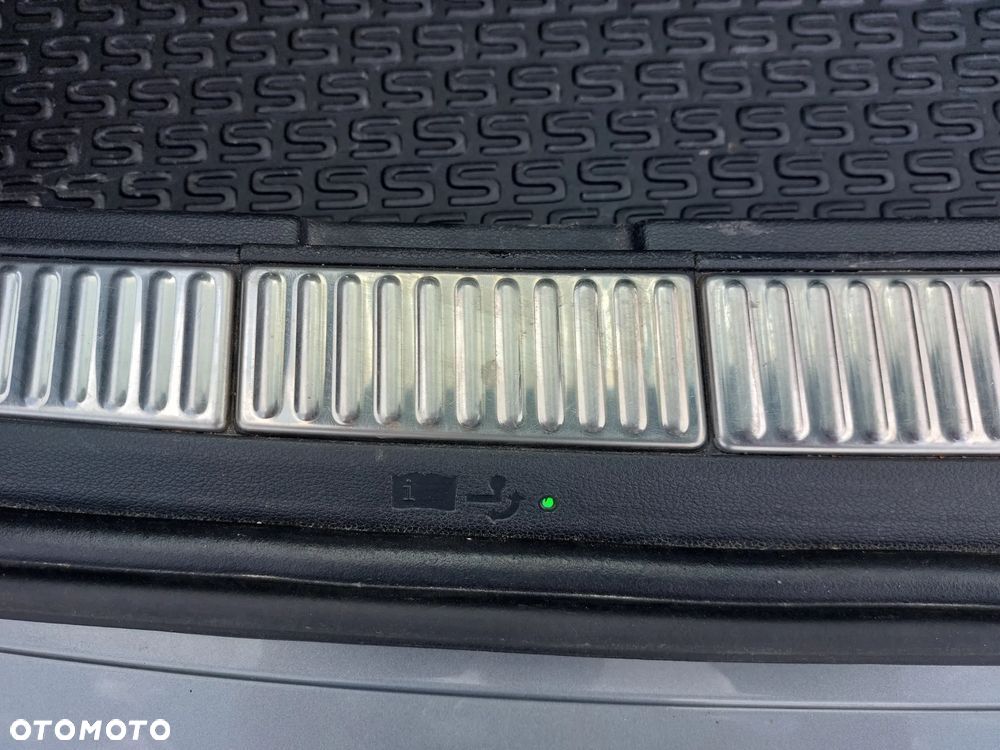 Skoda Superb 2.0 TDI 4x4 Ambition - 10