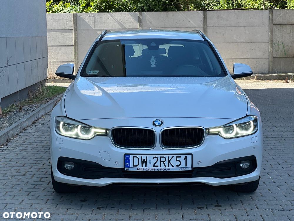 BMW Seria 3 320d - 4