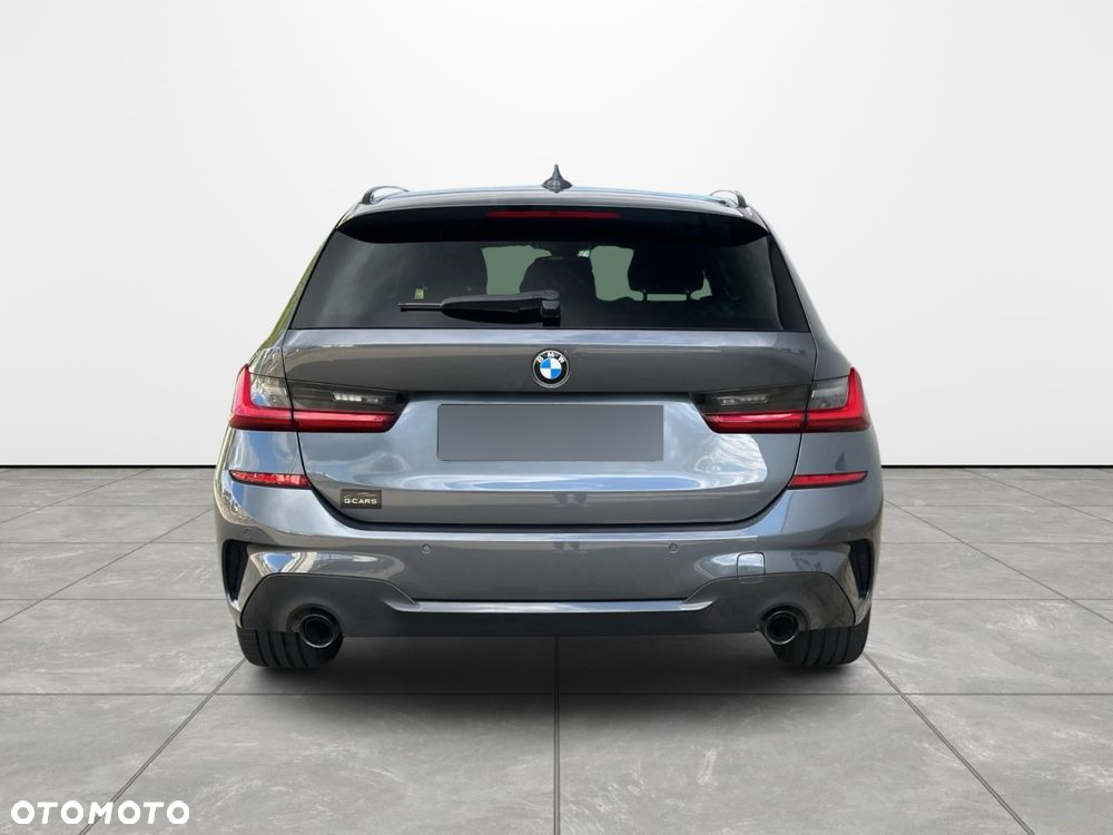 BMW Seria 3 320d Touring M Sport - 8