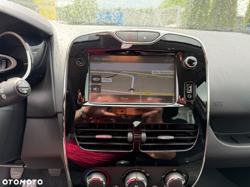 Renault Clio 0.9 Energy TCe Intens+ - 24