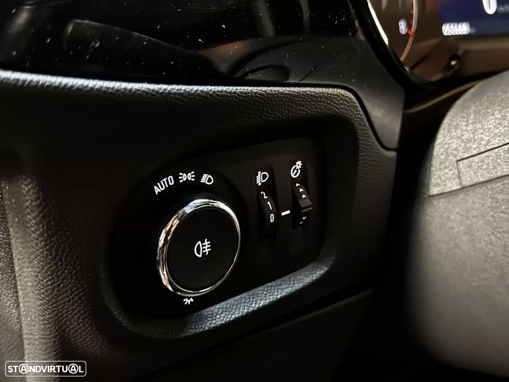 Opel Corsa 1.2 T Edition - 20