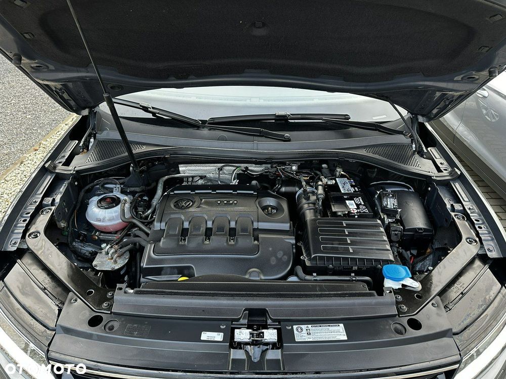 Volkswagen Tiguan 2.0 TDI SCR 4MOTION DSG Highline - 35