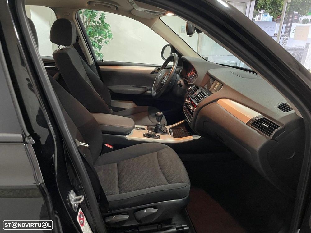 BMW X3 18 d sDrive Advantage - 35