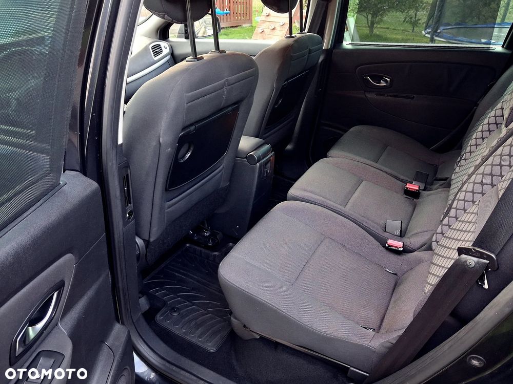 Renault Scenic 1.6 16V 110 Expression - 17