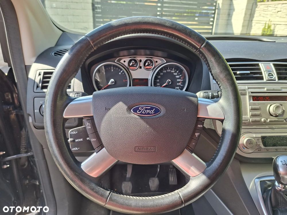 Ford Kuga 2.0 TDCi FWD Trend - 17