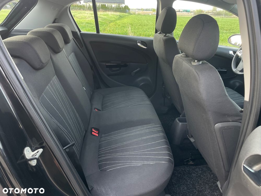 Opel Corsa 1.2 16V Cool - 12