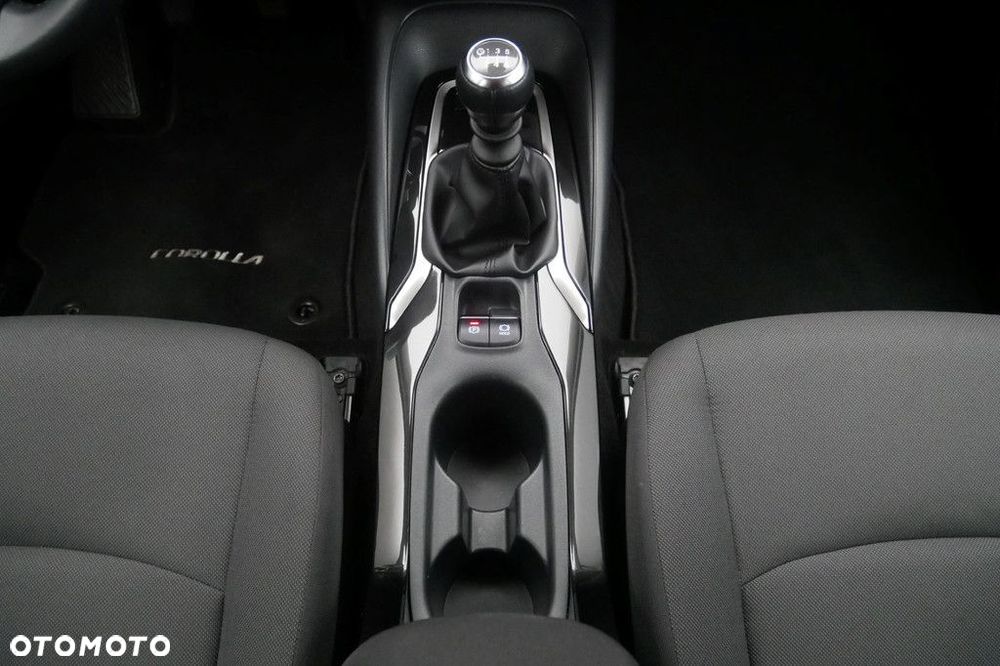 Toyota Corolla - 11