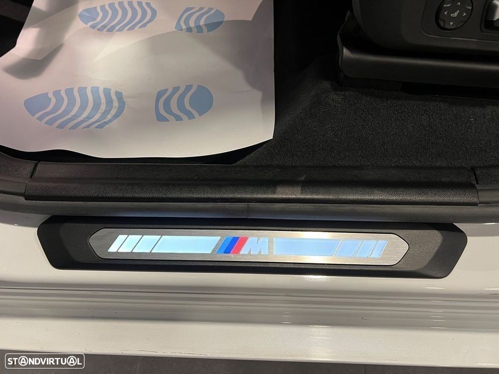 BMW iX3 M Sport Impressive - 12