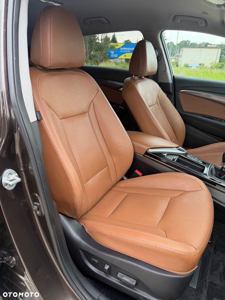 Hyundai i40 Kombi 2.0 Premium - 30