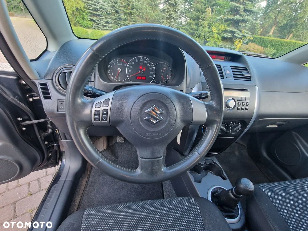 Suzuki SX4 1.6 VVT 4x2 Comfort - 8