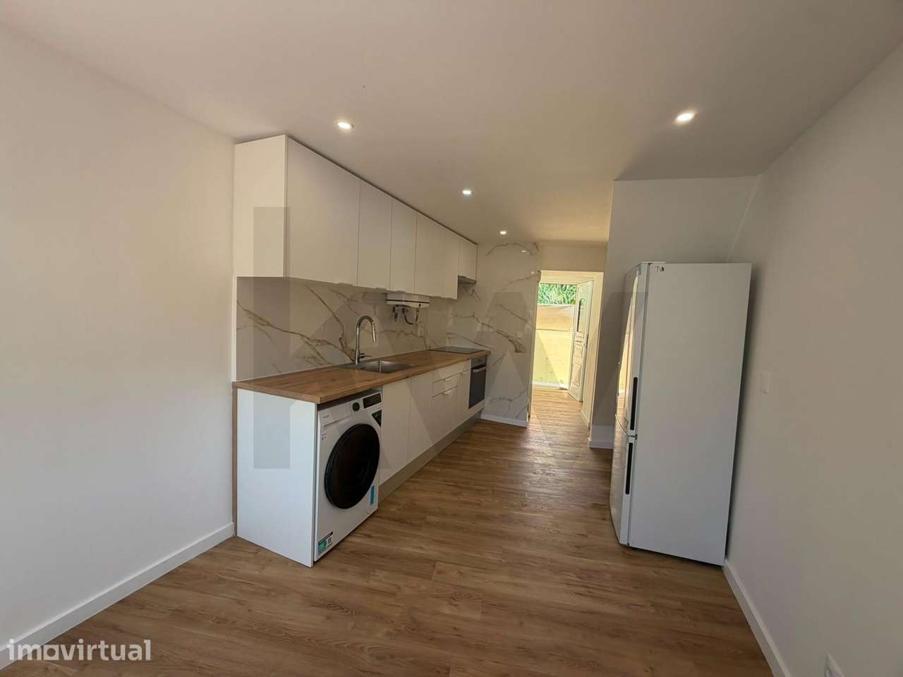 ARRENDAMENTO -T1 DUPLEX REMODELADO NO BEATO - Grande imagem: 4/17