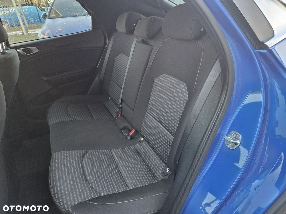 Kia XCeed 1.5 T-GDI M - 21