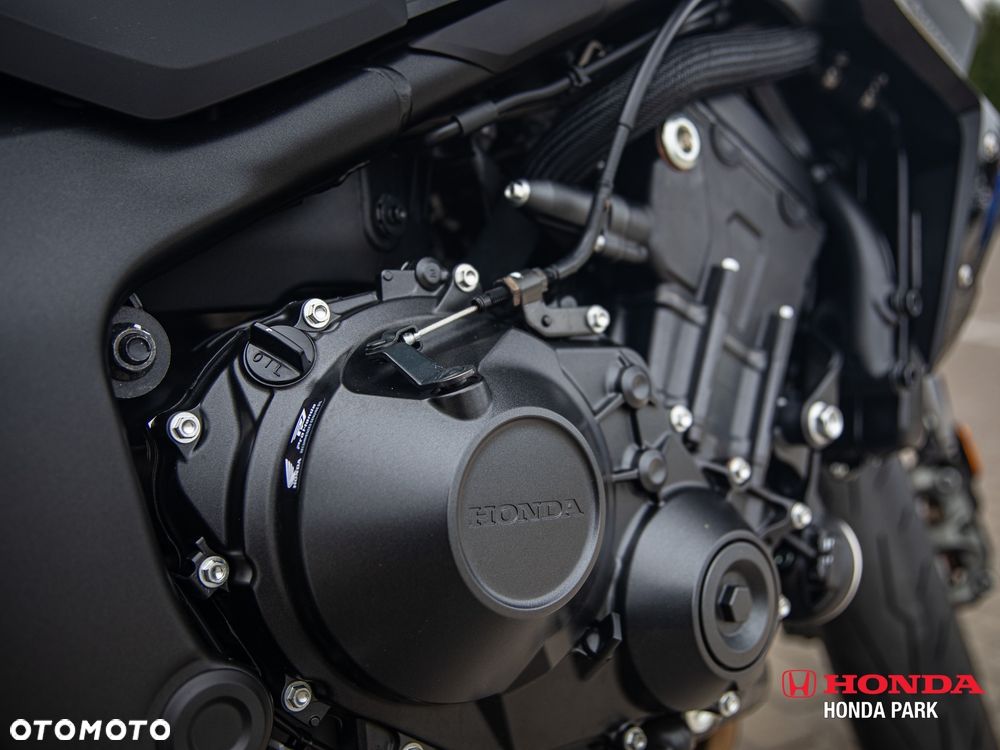 Honda CB - 10