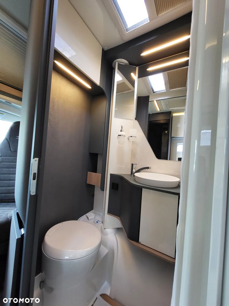 Laika KOSMO L 105 Półintegra 599 cm - 31