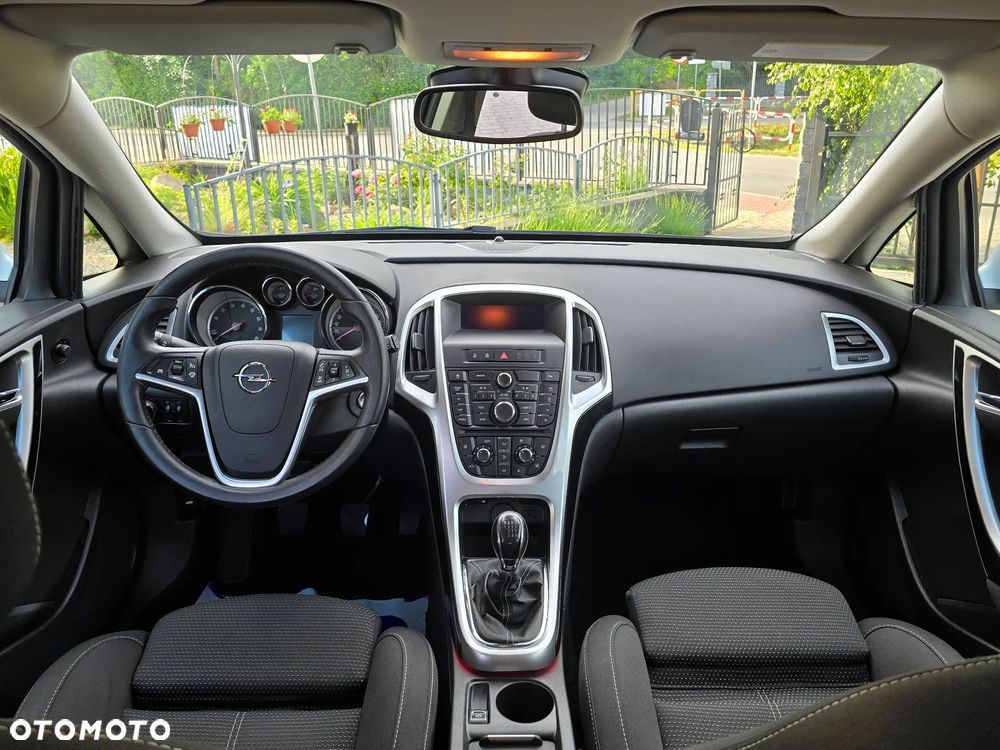 Opel Astra 1.4 Turbo - 22