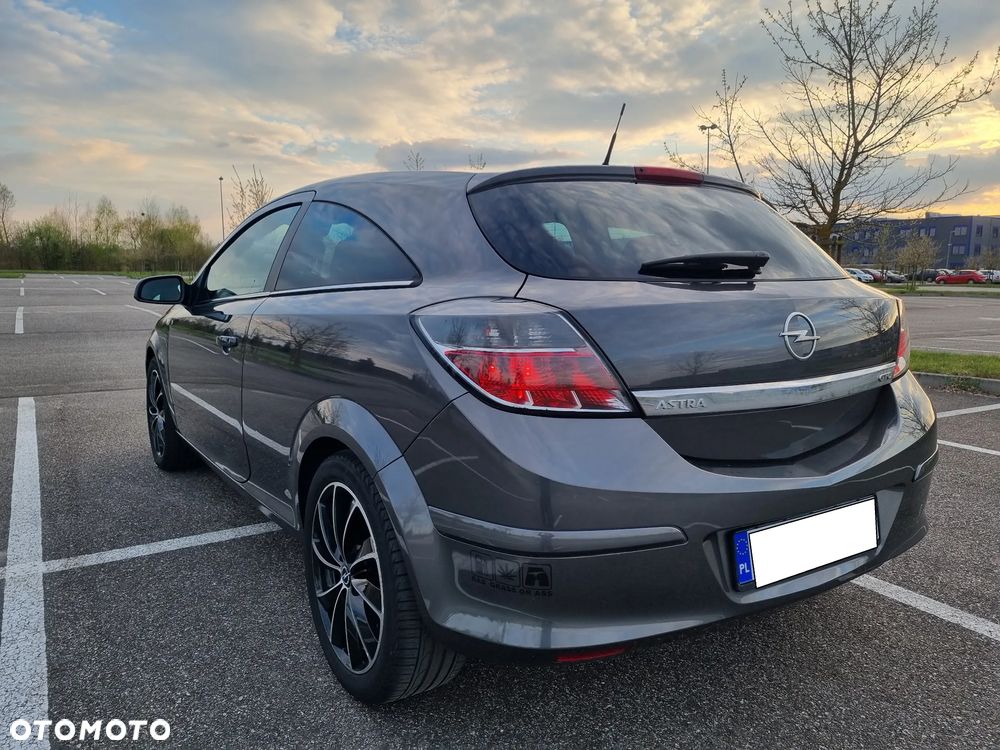 Opel Astra 1.6 Limited - 8