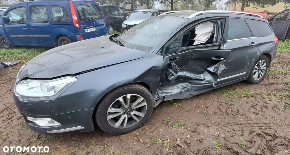 Citroën C5 HDi 140 FAP Exclusive - 8