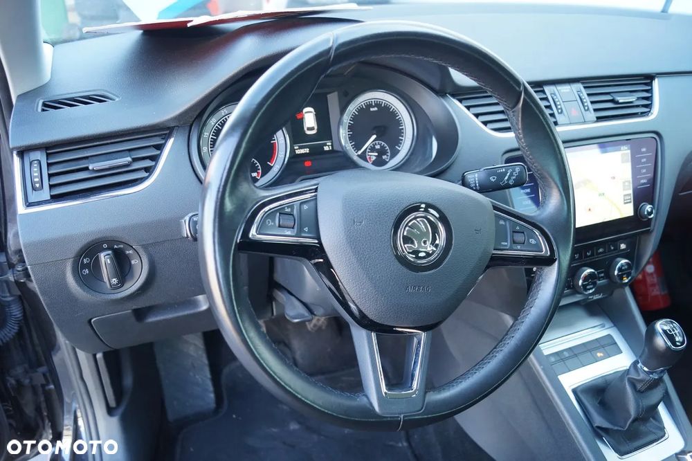 Skoda Octavia - 14