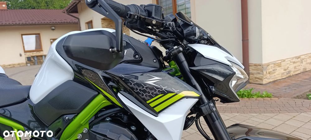 Kawasaki Z 900 - 29