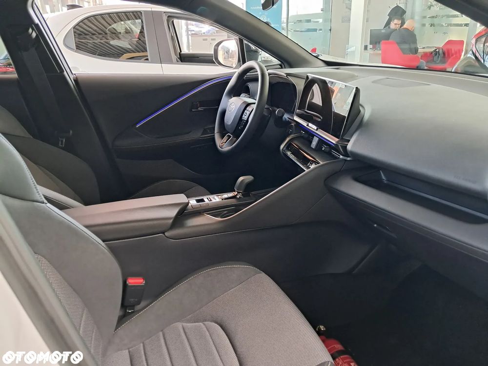 Toyota C-HR 2.0 PHEV Dynamic Force Executive - 22