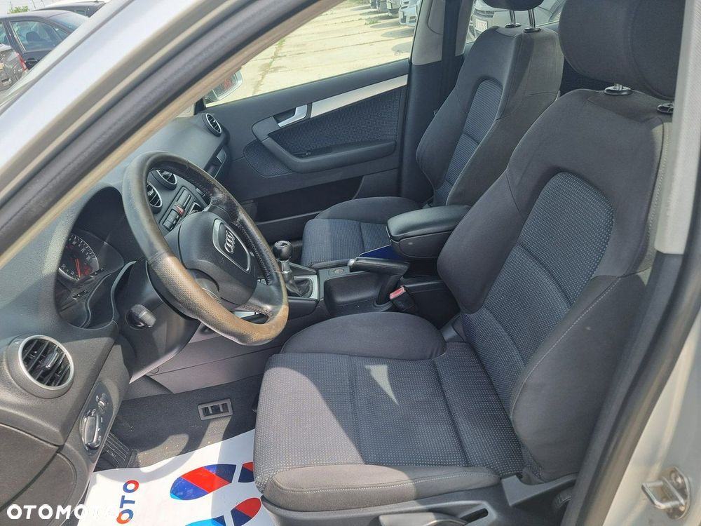 Audi A3 Sportback - 11