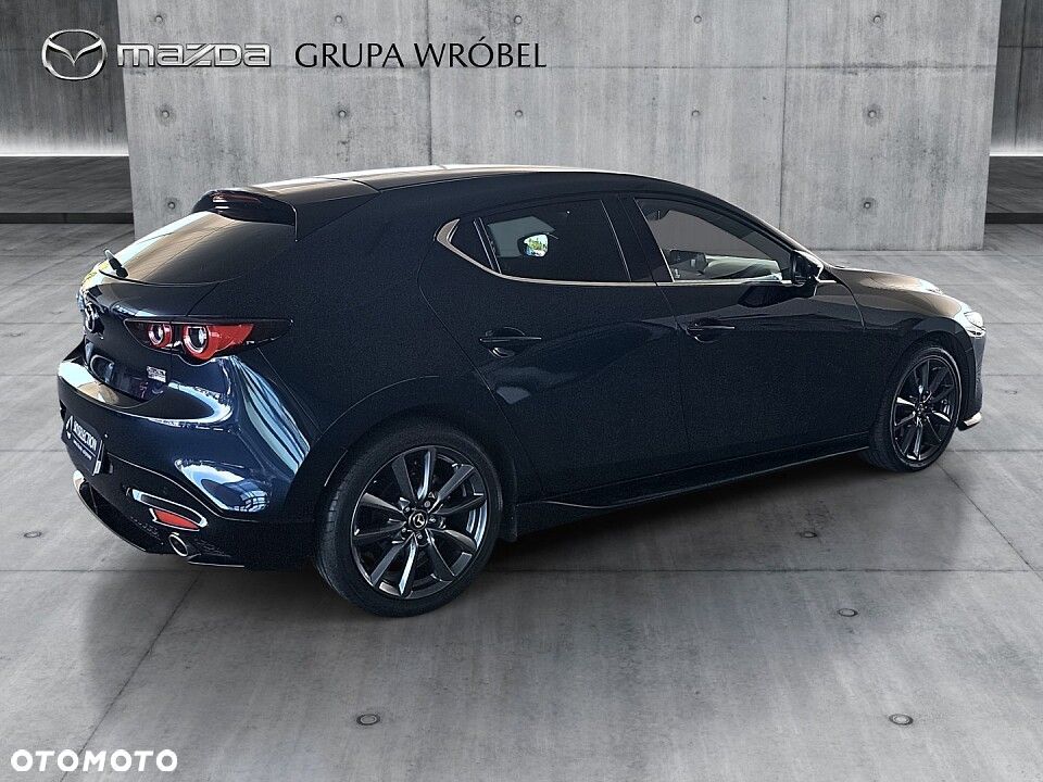 Mazda 3 - 5