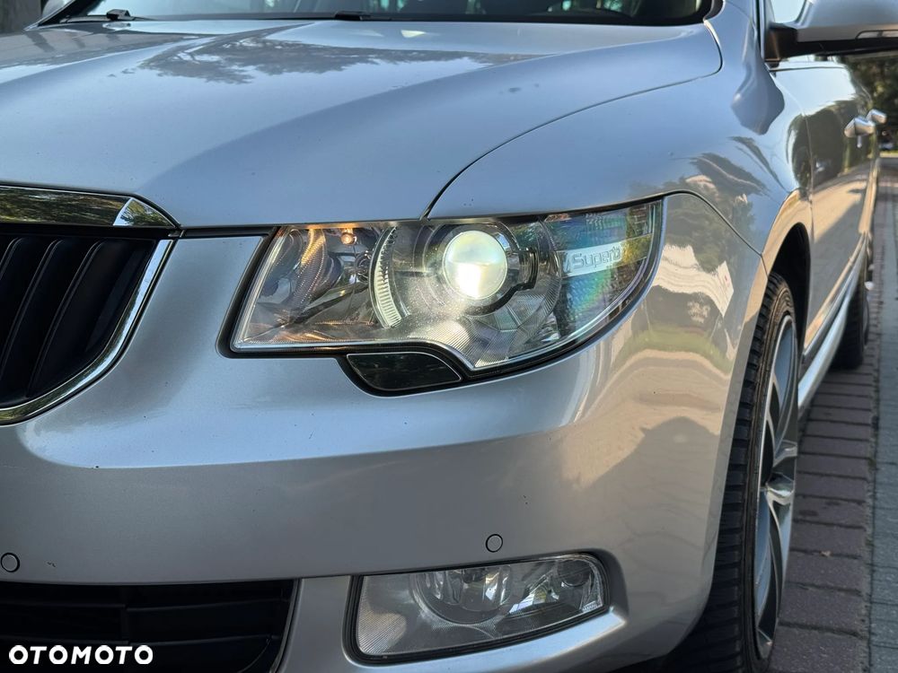 Skoda Superb 1.8 TSI Elegance DSG - 7
