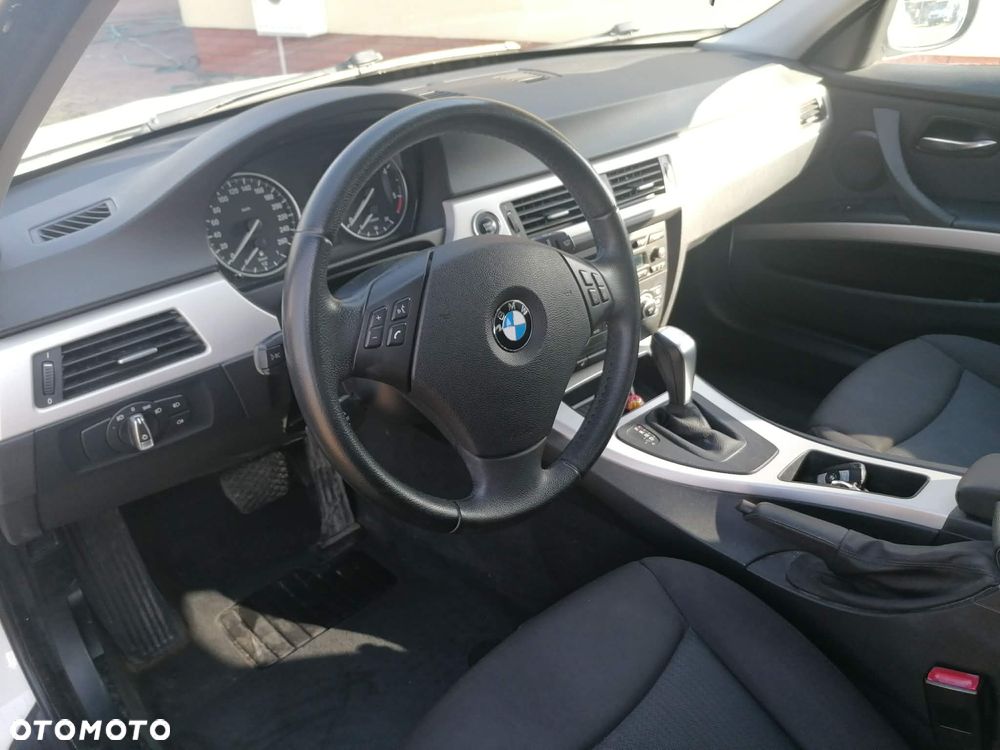 BMW Seria 3 - 19