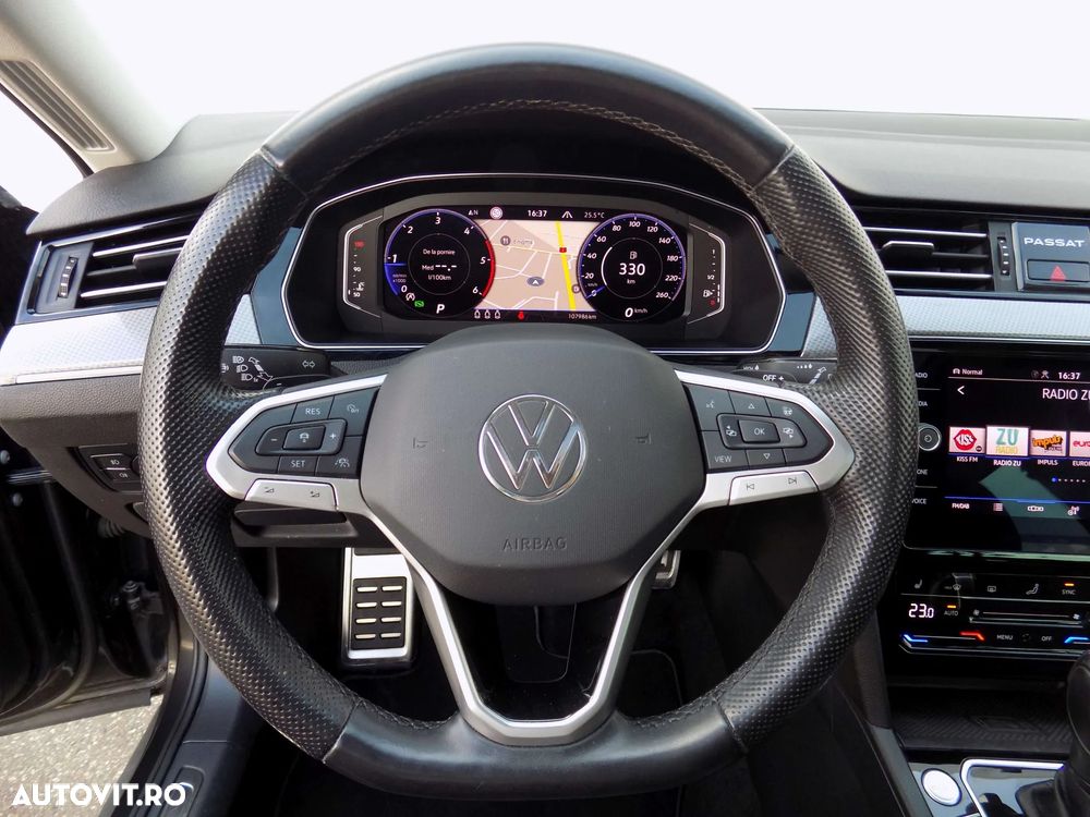 Volkswagen Passat Alltrack 2.0 TDI SCR DSG 4Motion - 16