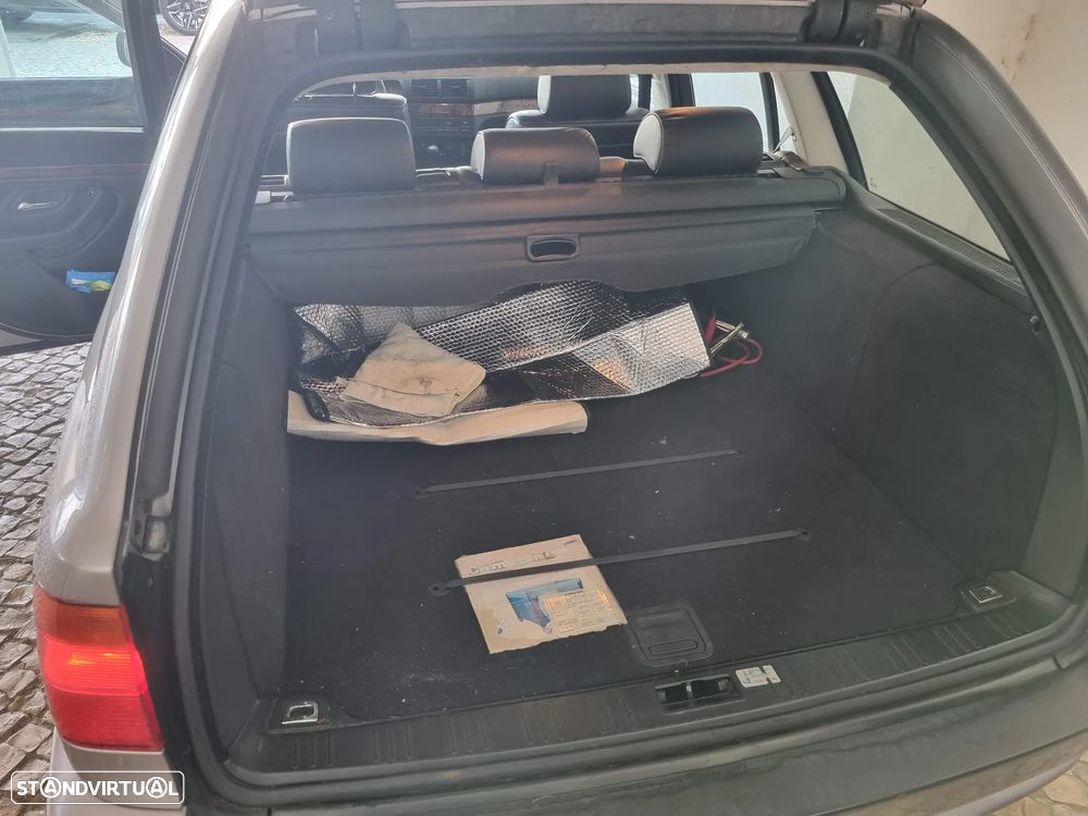 BMW 525 tds Touring - 7