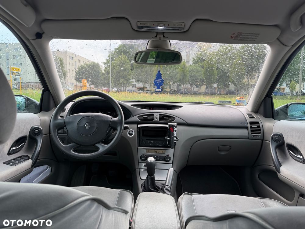 Renault Laguna - 5
