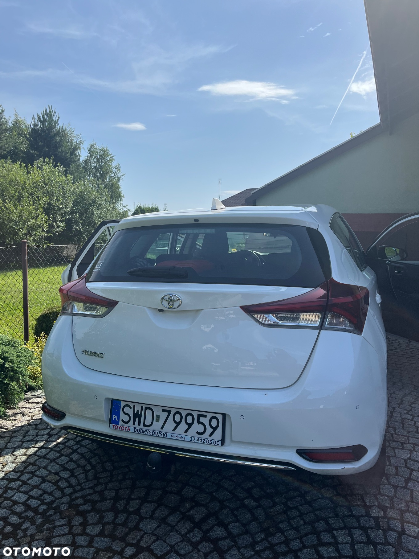 Toyota Auris 1.6 Premium - 4