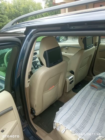 Volvo V70 D2 Summum - 3