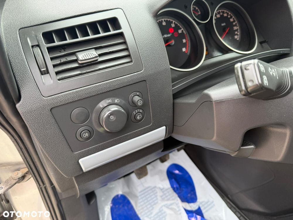 Opel Zafira 1.8 Elegance - 18