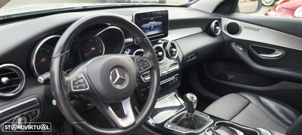 Mercedes-Benz C 220 d Avantgarde - 24